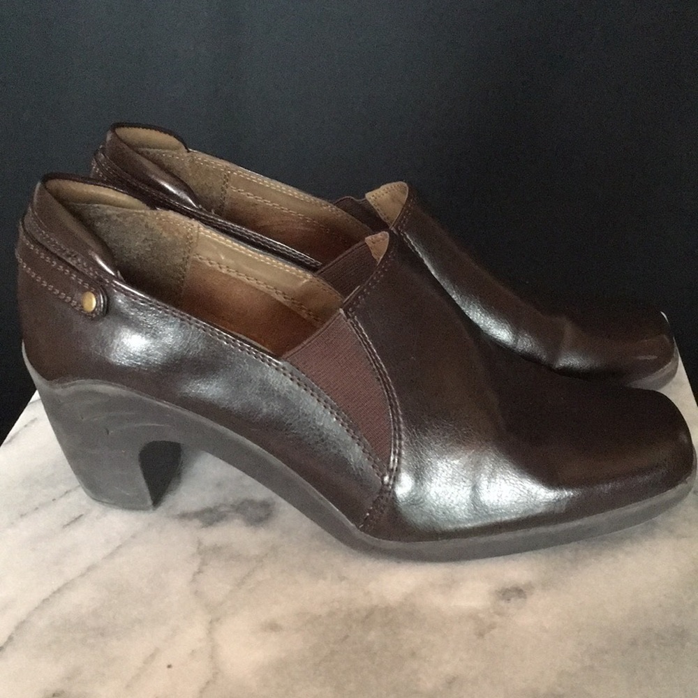 Aerosoles Elastic Gore Slip-Ons